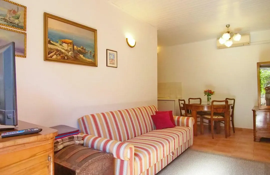 Apartment Kameo-1