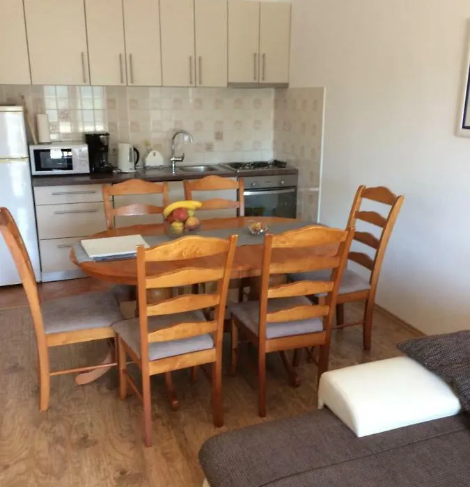 Apartments Orchidea 1-1