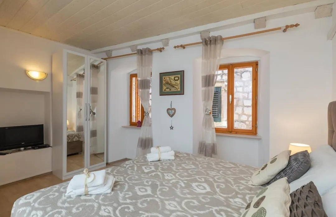 Divina Blue Apartments-1