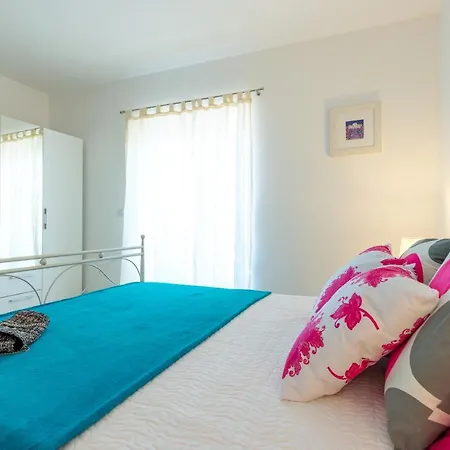 Mihaela & Brigita Bayview Studio Apartments-3