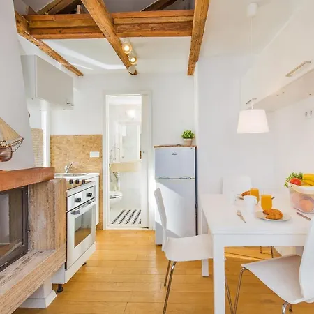City Walls Studio Apartments By Irundo-2
