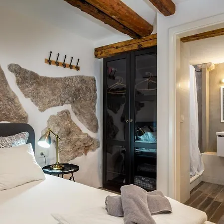 Private Accommodion Linda Studio-3