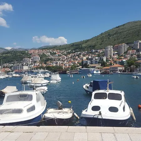 Apartments Adriatic Oasis & Marine View-2