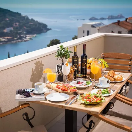 Luxury Apartment Edi-3