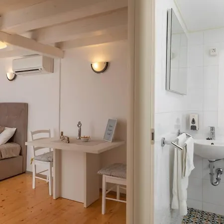 Divina Blue Apartment-2