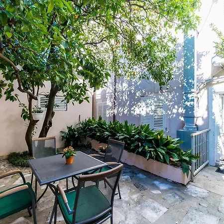 Apartments Sara-2