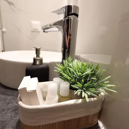 Etal Luxury Rooms-3