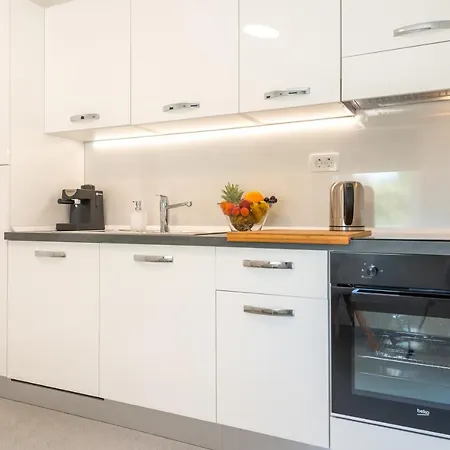 Petka Hill Apartments-2