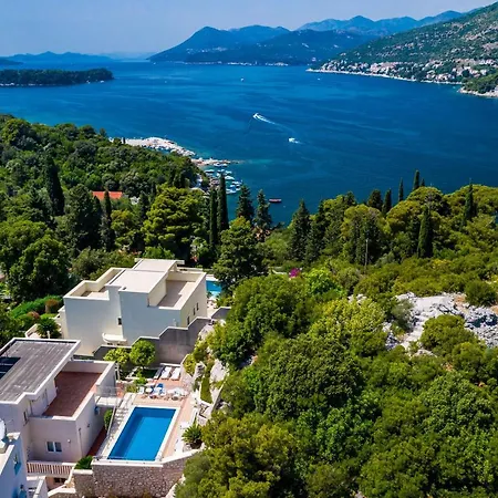 Villa Borna Apartments With Free Parking-3