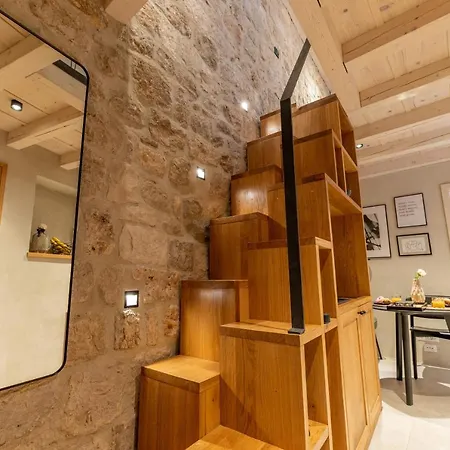 Superior 1 Bedroom Apartment Gabriela Next To Buza Beach-2