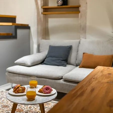 Superior 2 Bedroom Apartment Gabriela-3