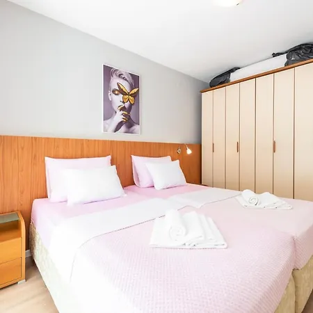 Sunshine Place Apartments-2