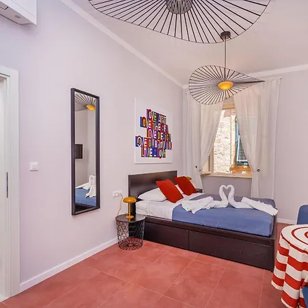 Cap Rooms-3