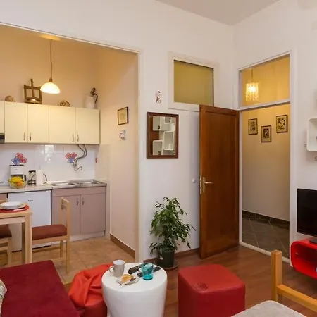 Sweetest Thing Apartment-2