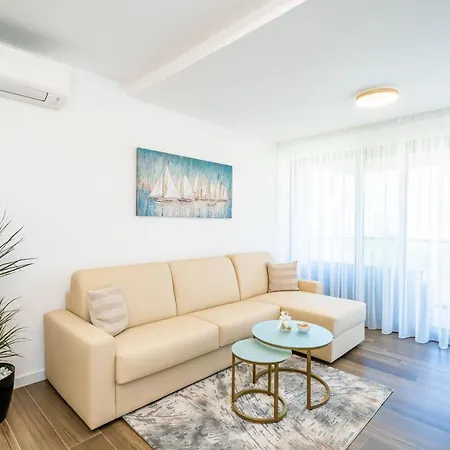 Apartments Zadro-3
