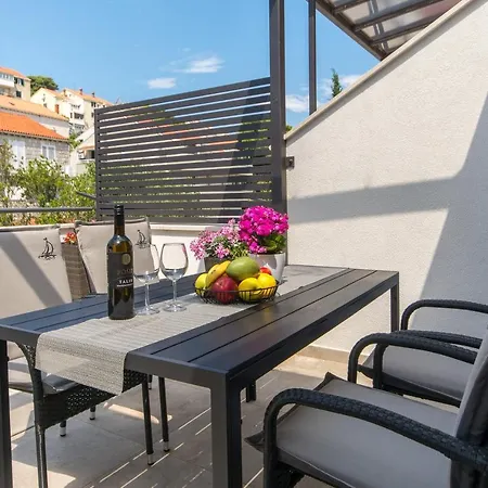 Apartment Gloria-3