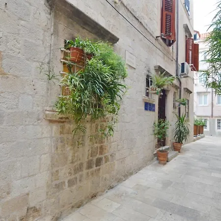 Placeta Apartments & Rooms-3