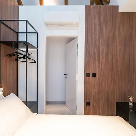 Agape Suite Old Town-Luxury Two Bedroom Apartment-2