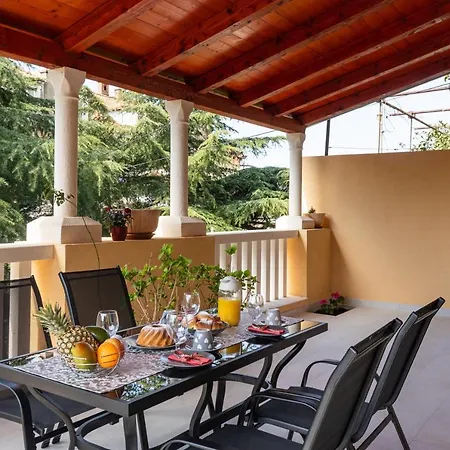 Apartment Porat-3