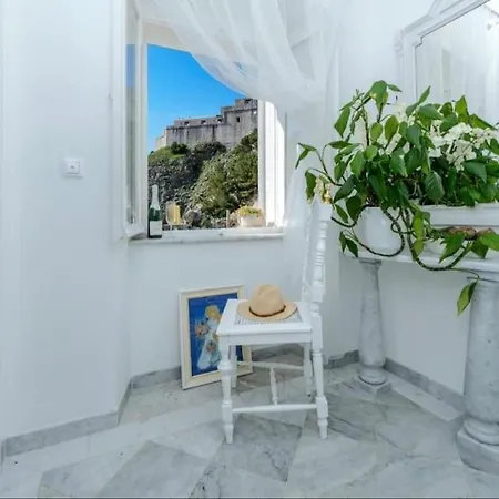 Blue Studio Apartment Next To The Beach-3