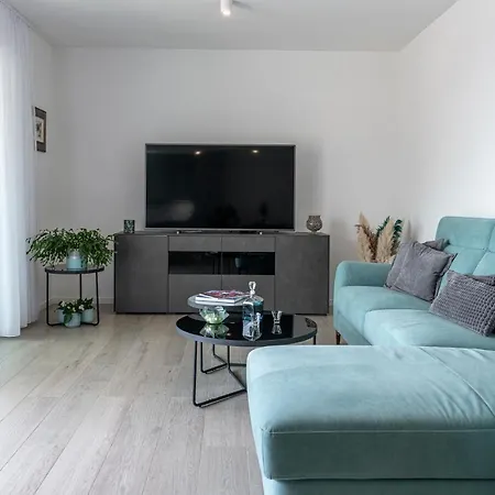 Apartment Mint-3