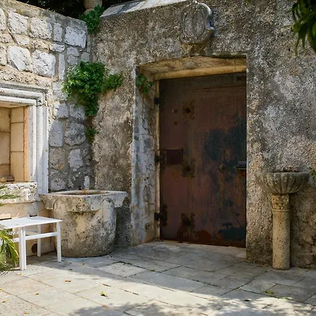 Dubrovnik Legacy-3