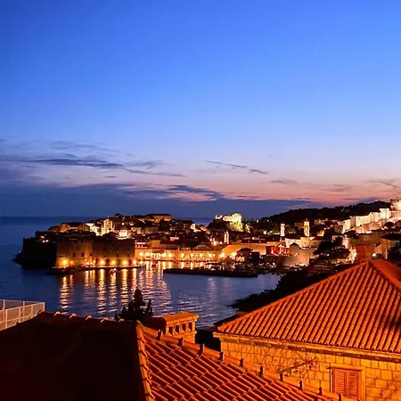 Sunset Over The Dubrovnik'S Old Town-3