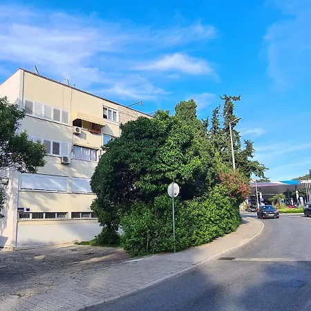 Apartment Fani With Free Private Parking-2