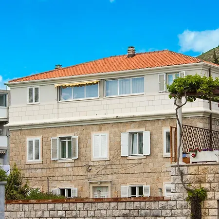 Apartment Victoria II-3