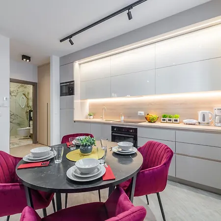 Sunset Premium Residence II & III-2