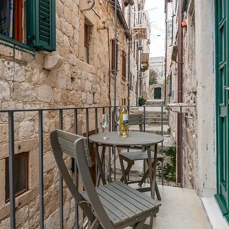 Mirabilis, Luxury Studio Apartment, Dubrovnik Old Town-2