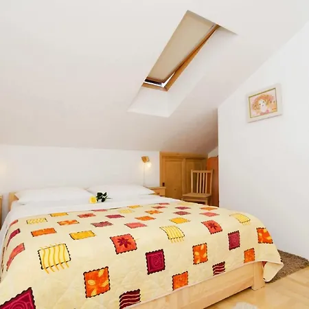 Villa Mar Vintage Apartments-3