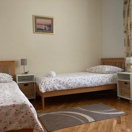Apartments Deranja-2
