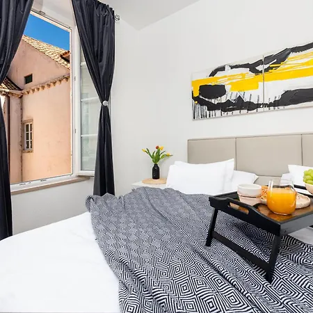 Rooms Eden Old Town 2-2