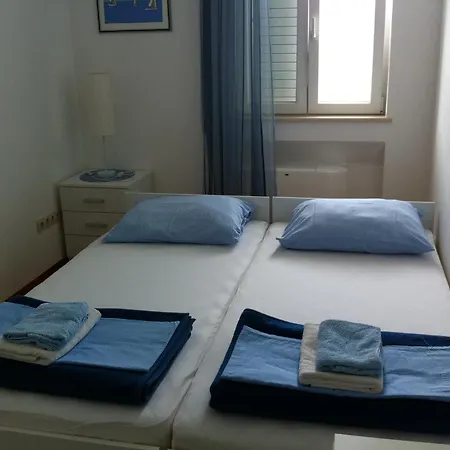Apartments Laus-2