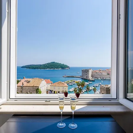 Best Location Apartments - Brizo Apartments-2