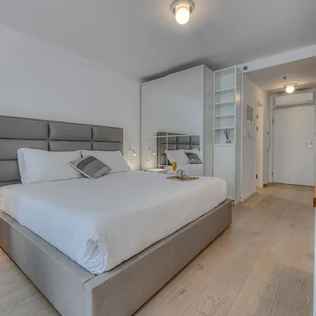 Nunas Luxury Port Residences-3