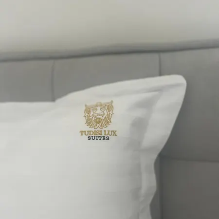 Tudisi Lux Suites By Dominium-3
