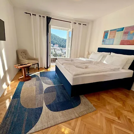 Kablar'S Sunny Suites-3