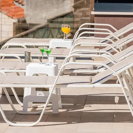 Apartment Makris No1-3