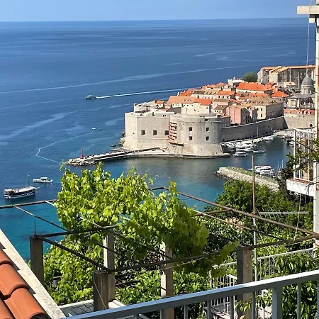 Cosy Apartment,Amazing View,Parking!-3