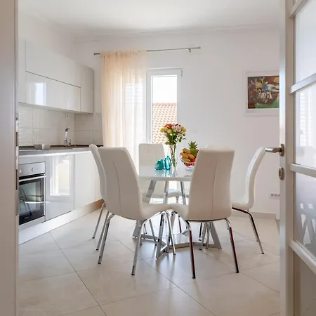 Apartment Pavlovic-2