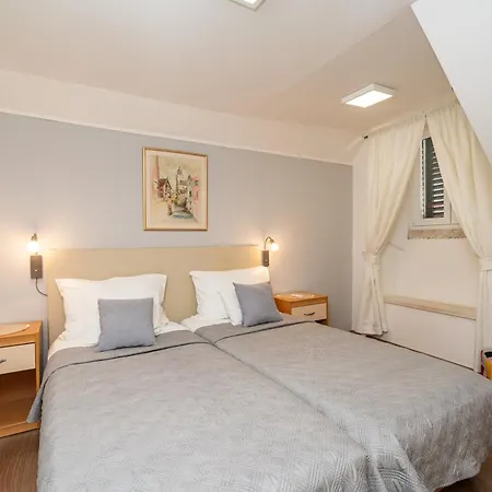 Apartman Neve-3