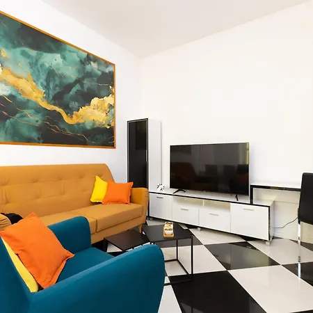 Guest House Cinema Close To Port-3