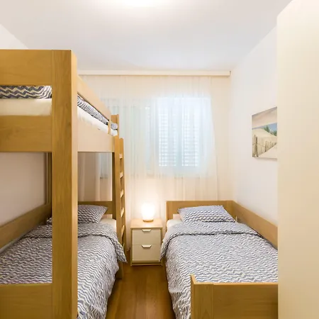 Antonio'S Luxury Suites-2