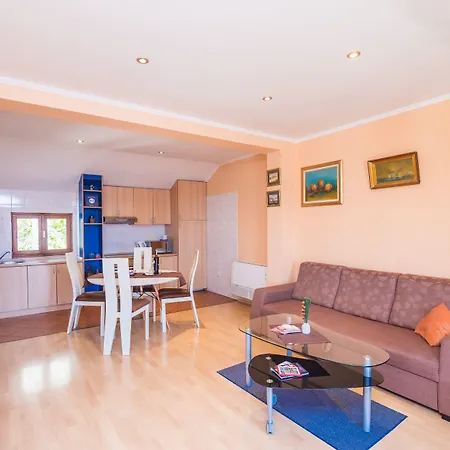 Apartments Kristic-2