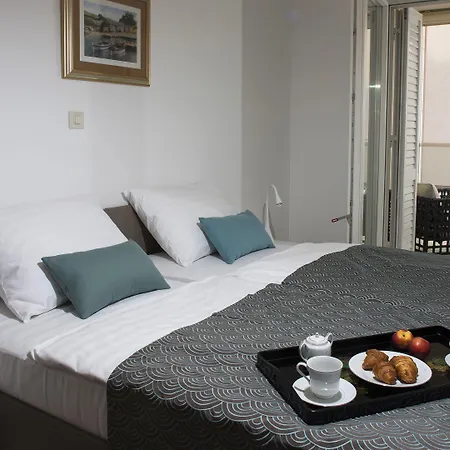 Flowers Dubrovnik Luxury Apartments-2