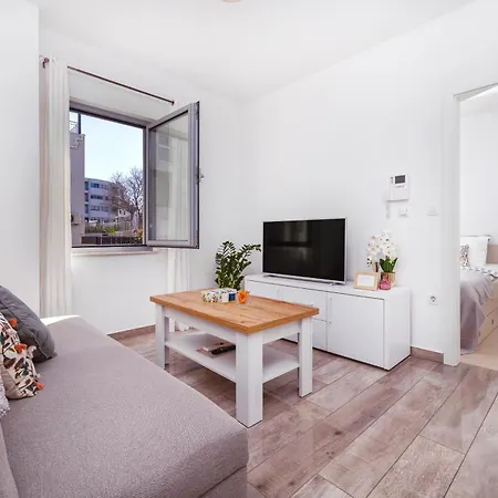Brand New Lovely Apartment Bella-2