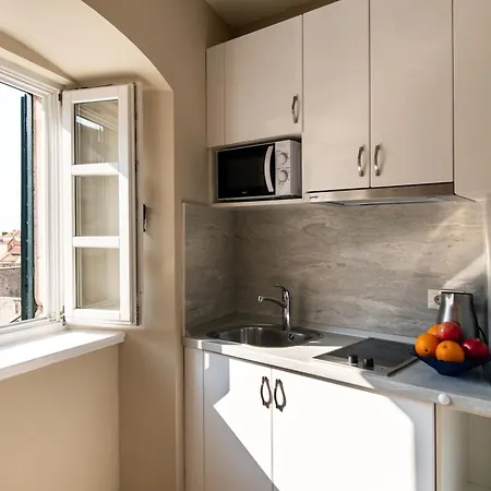 Ragusa City Walls Apartments-3