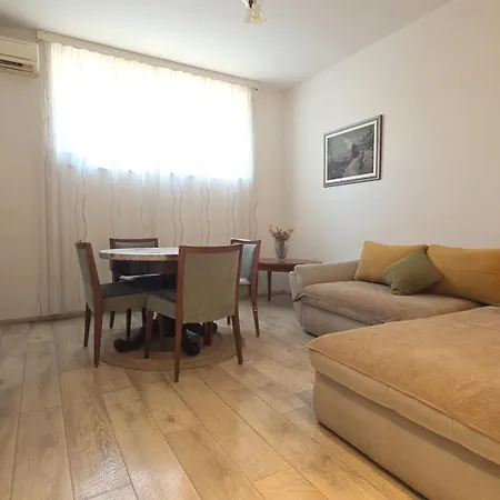 Apartment Factory-2